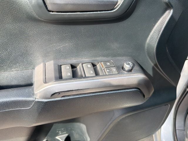 2017 Toyota Tacoma SR5 V6