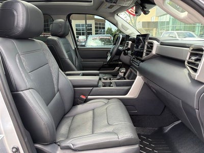 2024 Toyota Tundra Hybrid Limited CLEAN CARFAX 1-OWNER