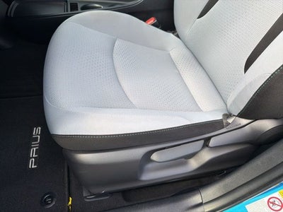 2020 Toyota Prius LE