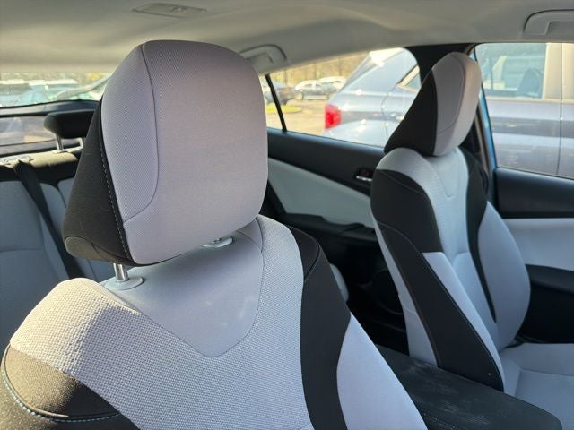 2020 Toyota Prius LE