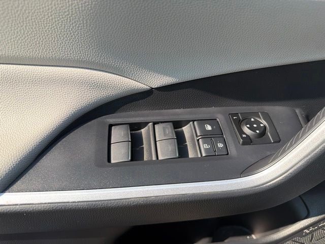 2025 Toyota RAV4 Hybrid XLE CARFAX 1-OWNER