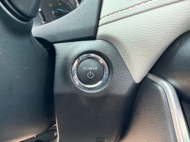 2025 Toyota RAV4 Hybrid XLE CARFAX 1-OWNER