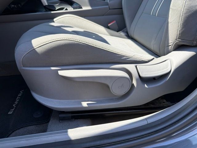 2023 Hyundai Elantra Hybrid Blue