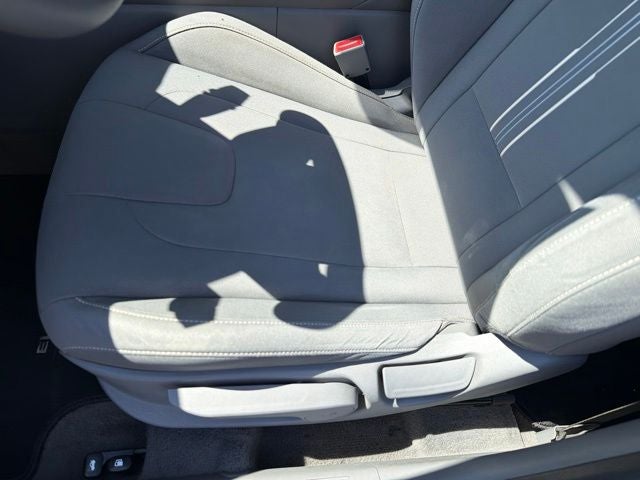 2023 Hyundai Elantra Hybrid Blue