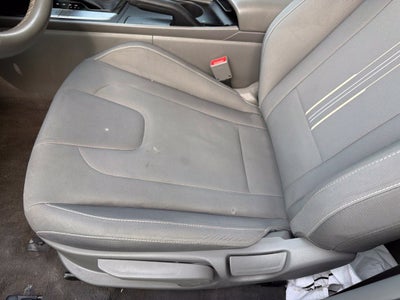 2025 Hyundai Elantra SEL Sport One Owner, Clean CarFax