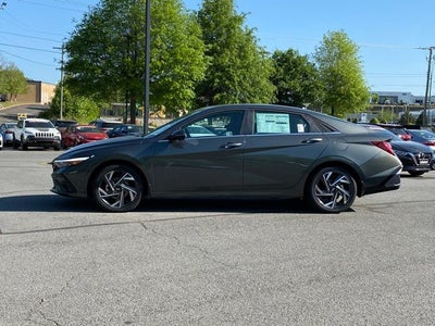 2025 Hyundai Elantra Hybrid Limited