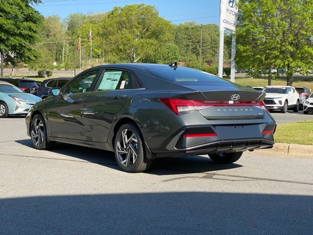 2025 Hyundai Elantra Hybrid Limited
