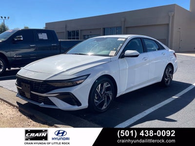 2025 Hyundai Elantra SEL Convenience Moonroof, Clean CarFax, One Owner