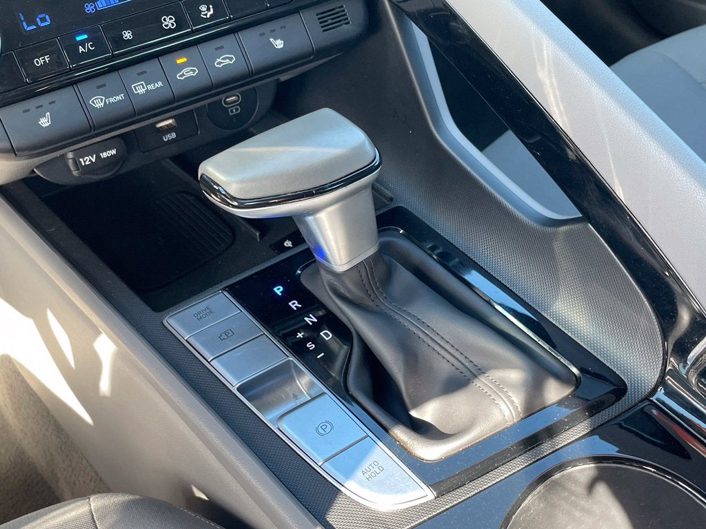 2025 Hyundai Elantra SEL Convenience CARFAX 1-Owner