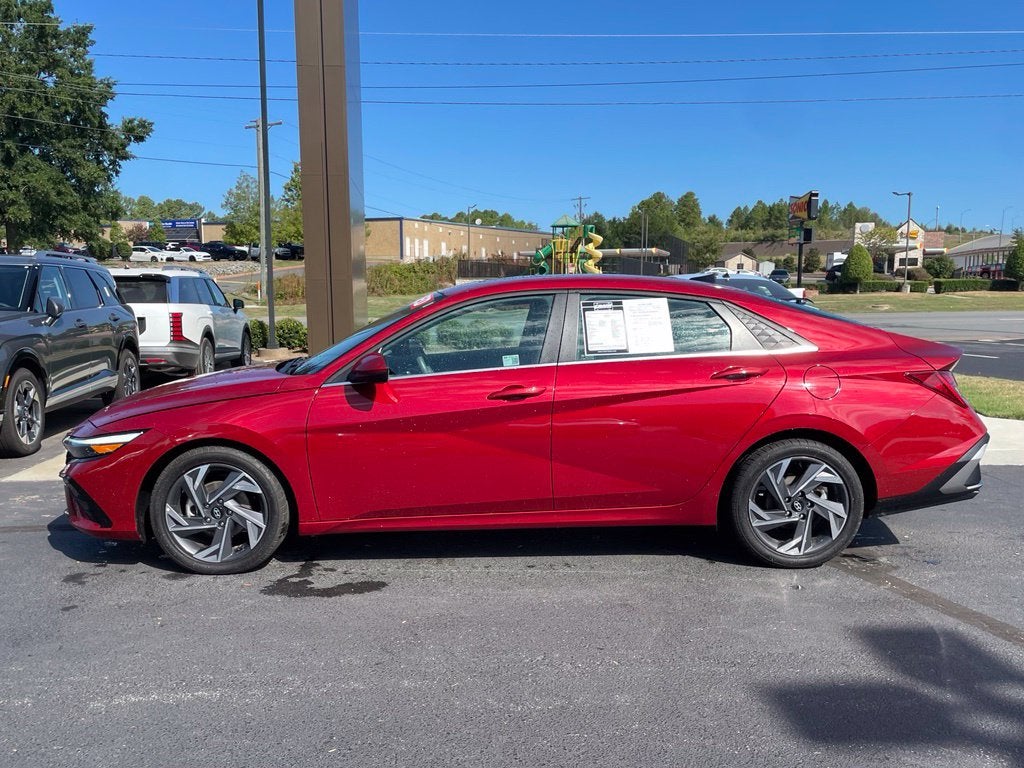 2025 Hyundai Elantra SEL Convenience CARFAX 1-Owner