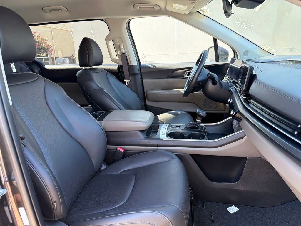 2025 Kia Carnival LXS CLEAN CARFAX 1-OWNER
