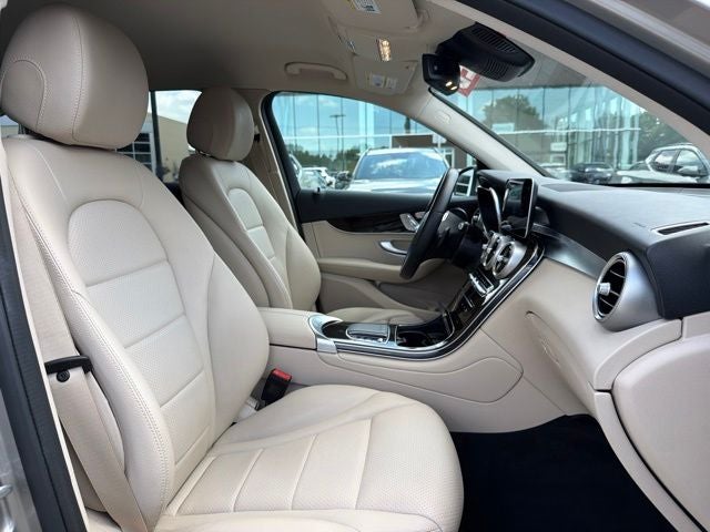 2022 Mercedes-Benz GLC GLC 300 CLEAN CARFAX 1-OWNER