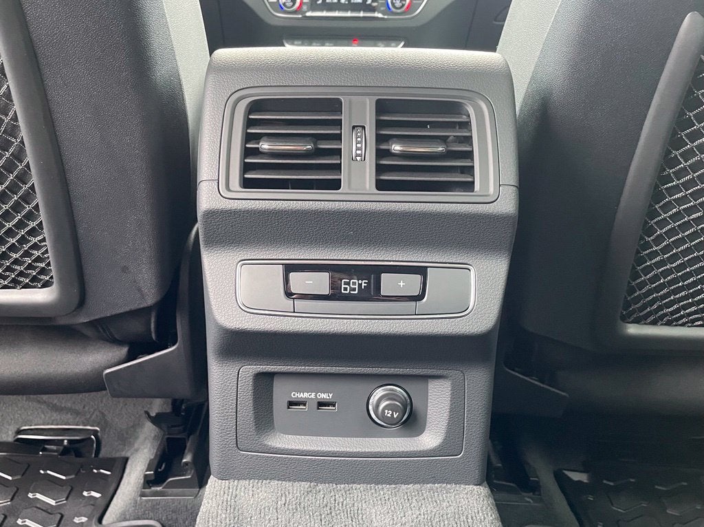 2024 Audi Q5 40 Premium Plus quattro