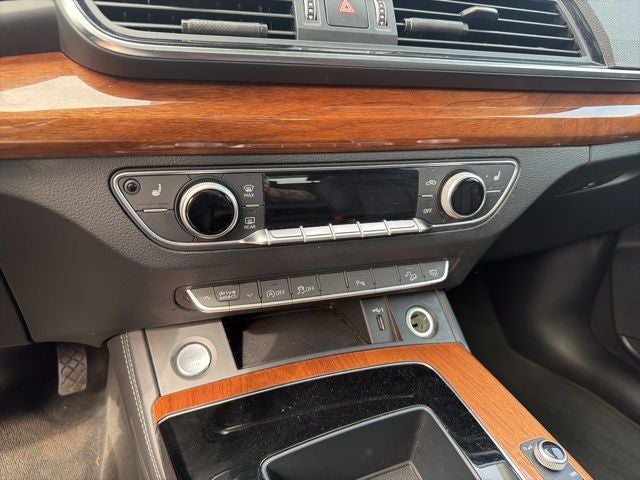 2022 Audi Q5 45 S line Premium quattro