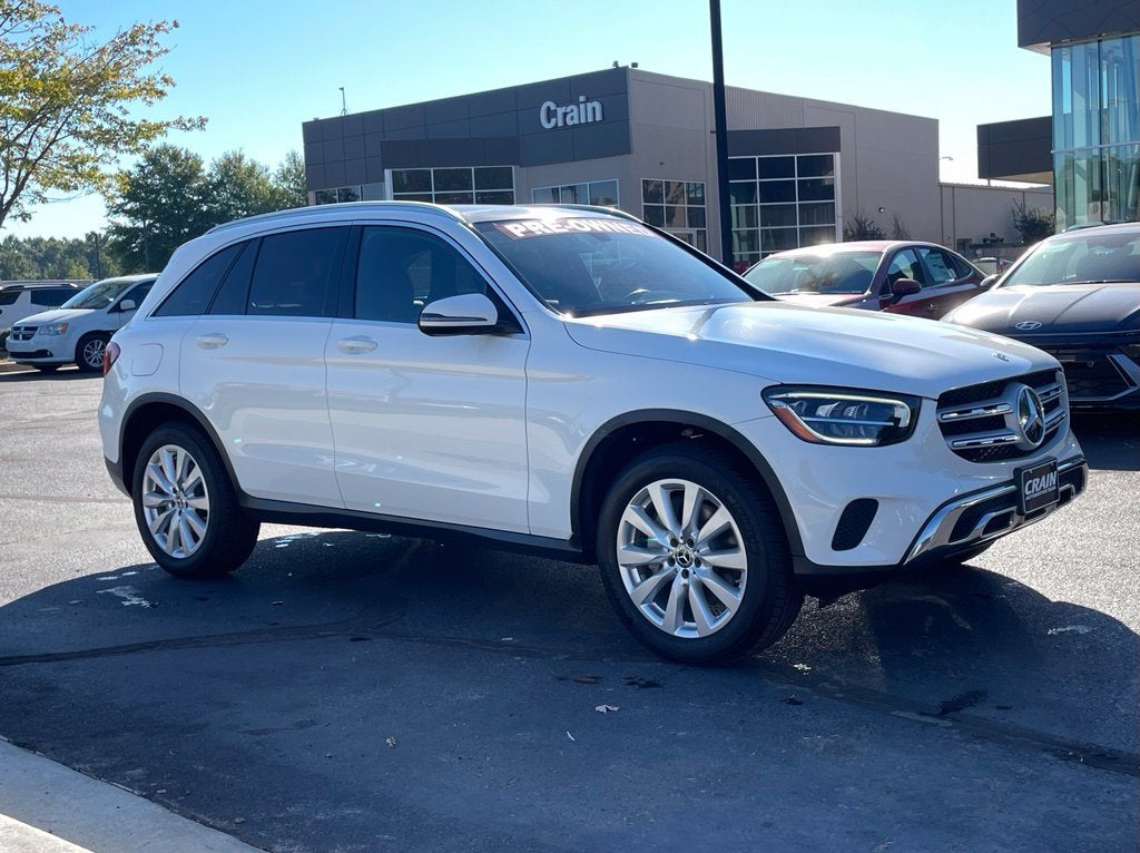 2020 Mercedes-Benz GLC GLC 300 Pano Roof, Leather, Low Miles, One Owner