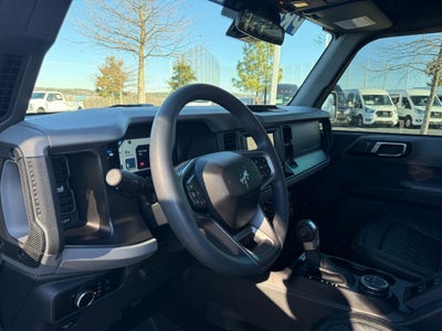 2023 Ford Bronco Base