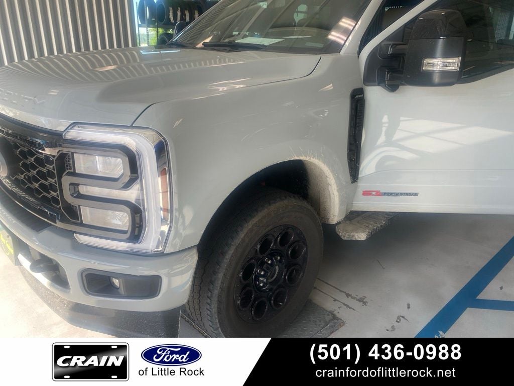 2025 Ford F-350SD Lariat