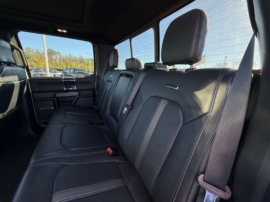 2022 Ford F-450SD Platinum