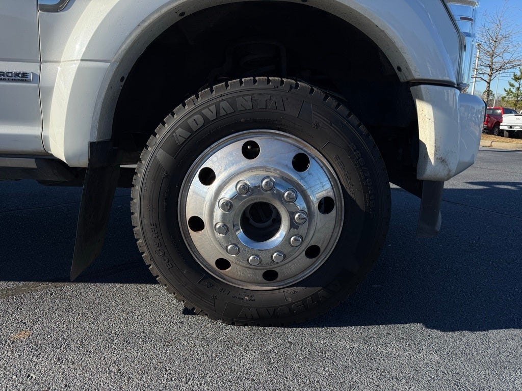2022 Ford F-450SD Platinum
