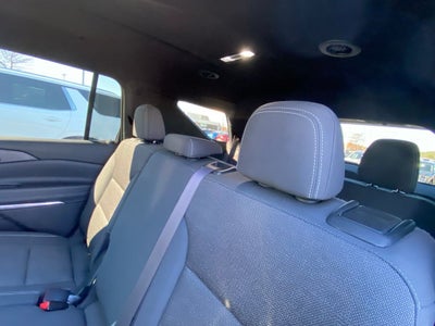 2024 Chevrolet Traverse LS