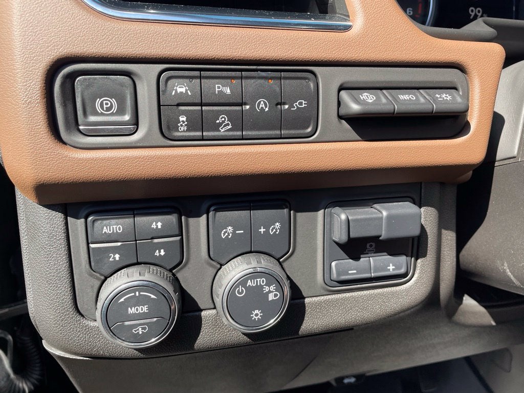2021 Chevrolet Suburban High Country