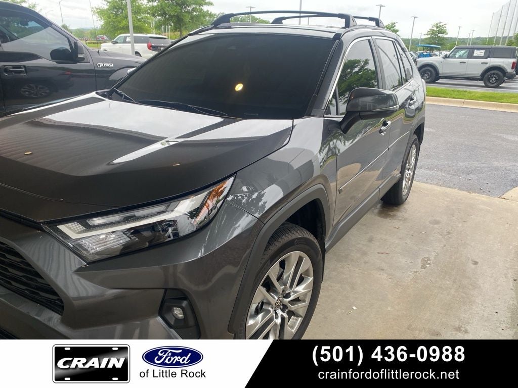 2025 Toyota RAV4 XLE Premium