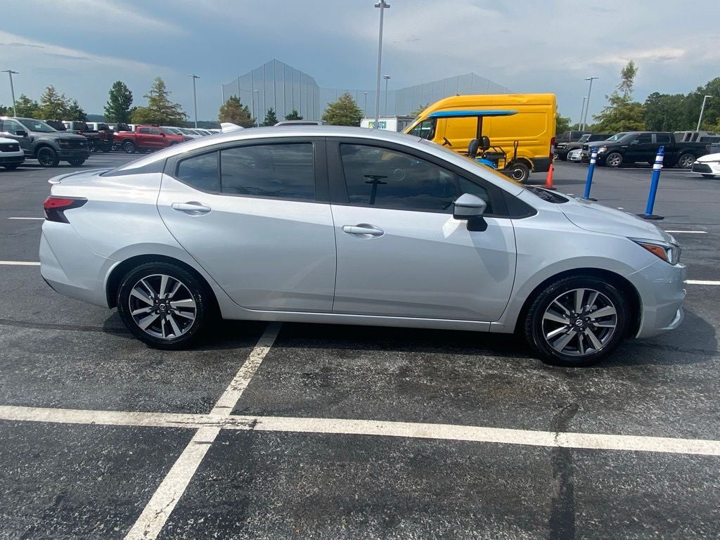 2020 Nissan Versa 1.6 SV