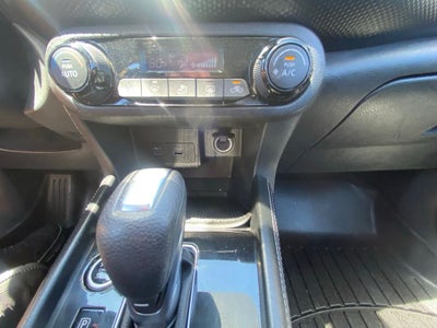 2022 Nissan Kicks SV