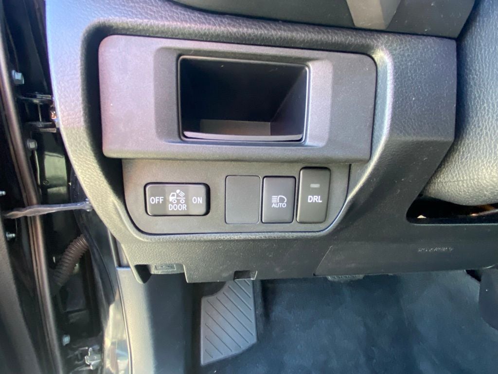 2019 Toyota Tacoma SR5 V6