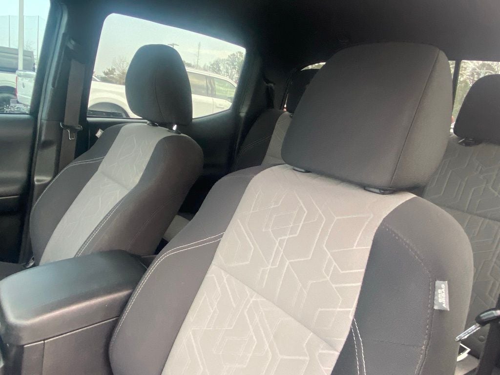 2022 Toyota Tacoma TRD Off-Road V6