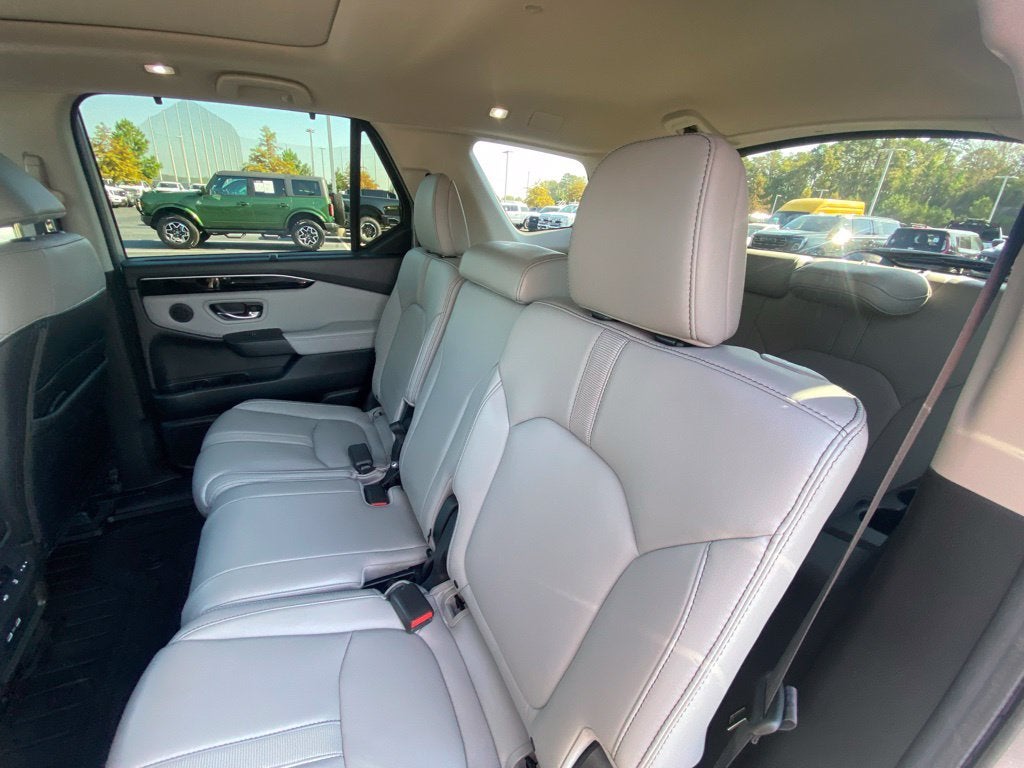 2023 Honda Pilot Touring 1-OWNER-CLEAN CARFAX