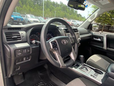 2022 Toyota 4Runner SR5