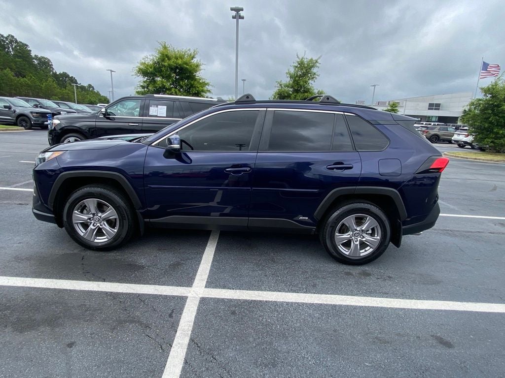 2022 Toyota RAV4 Hybrid XLE