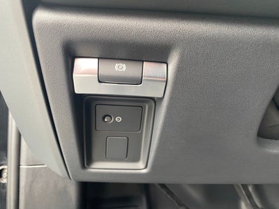 2025 Land Rover Defender 110 S