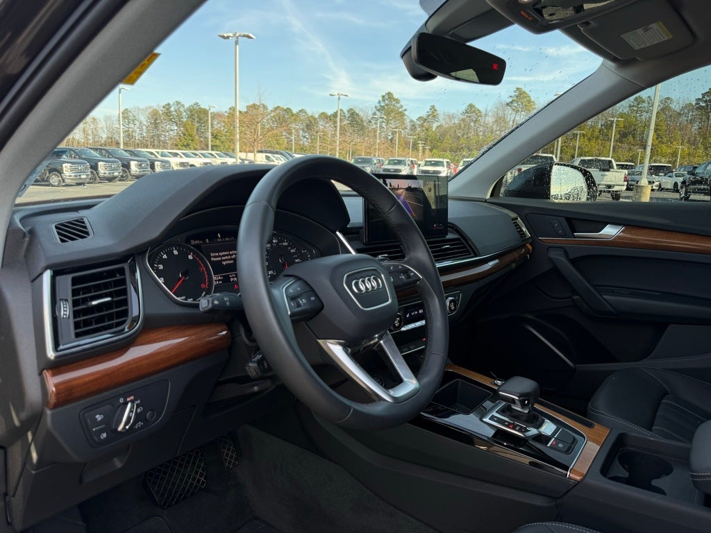 2023 Audi Q5 45 S line Premium quattro