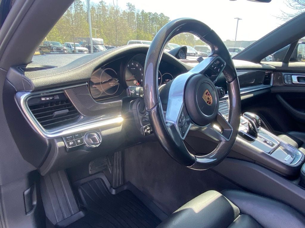 2018 Porsche Panamera Base