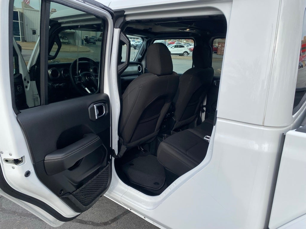 2023 Jeep Gladiator Overland