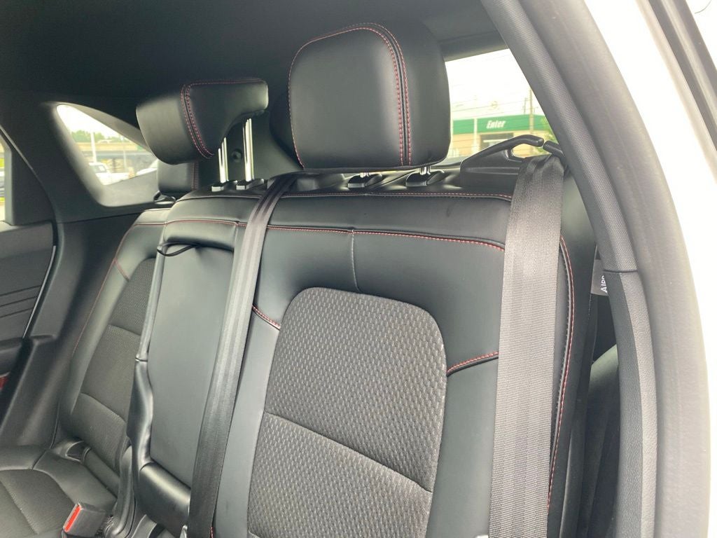 2025 Ford Escape Hybrid ST-Line