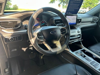 2023 Ford Explorer XLT - PANO SUNROOF