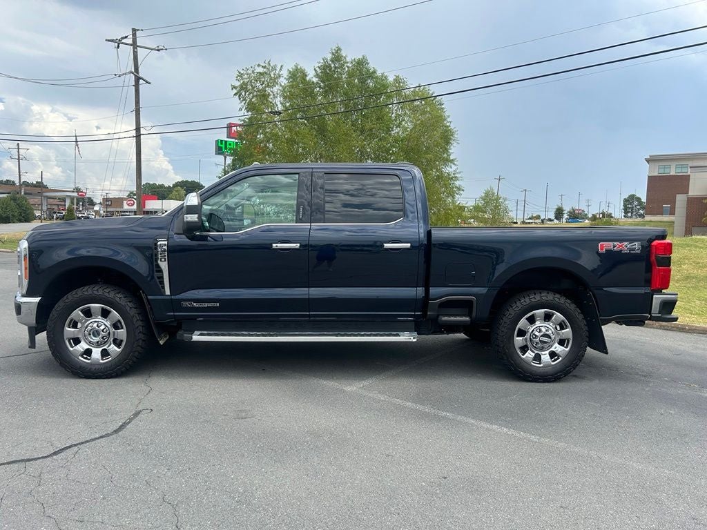 2023 Ford F-350SD Lariat - FORD GOLD CERTIFIED - FX4