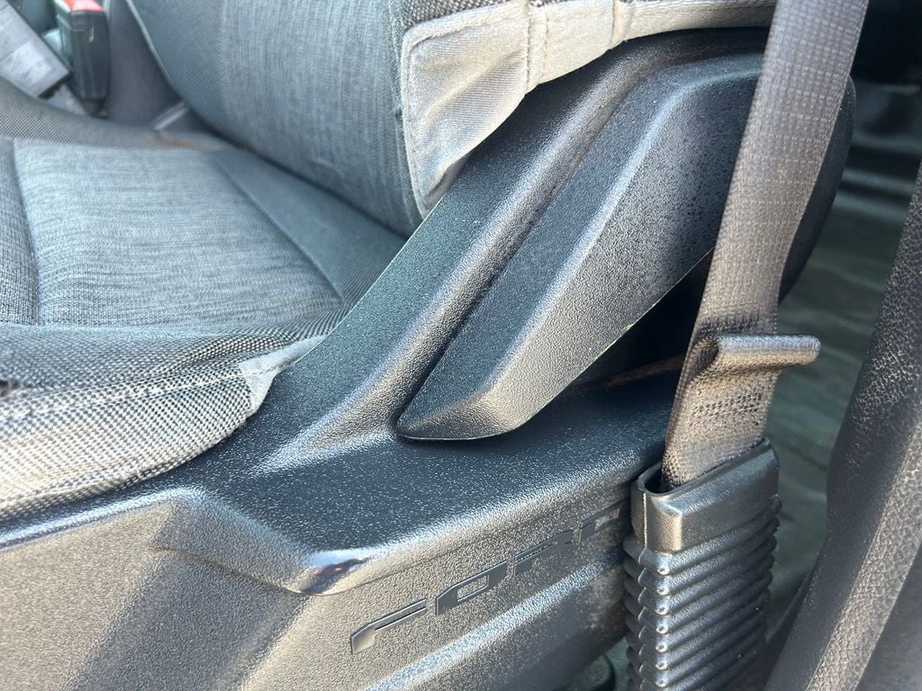 2022 Ford F-150 XL - 4WD SUPERCREW