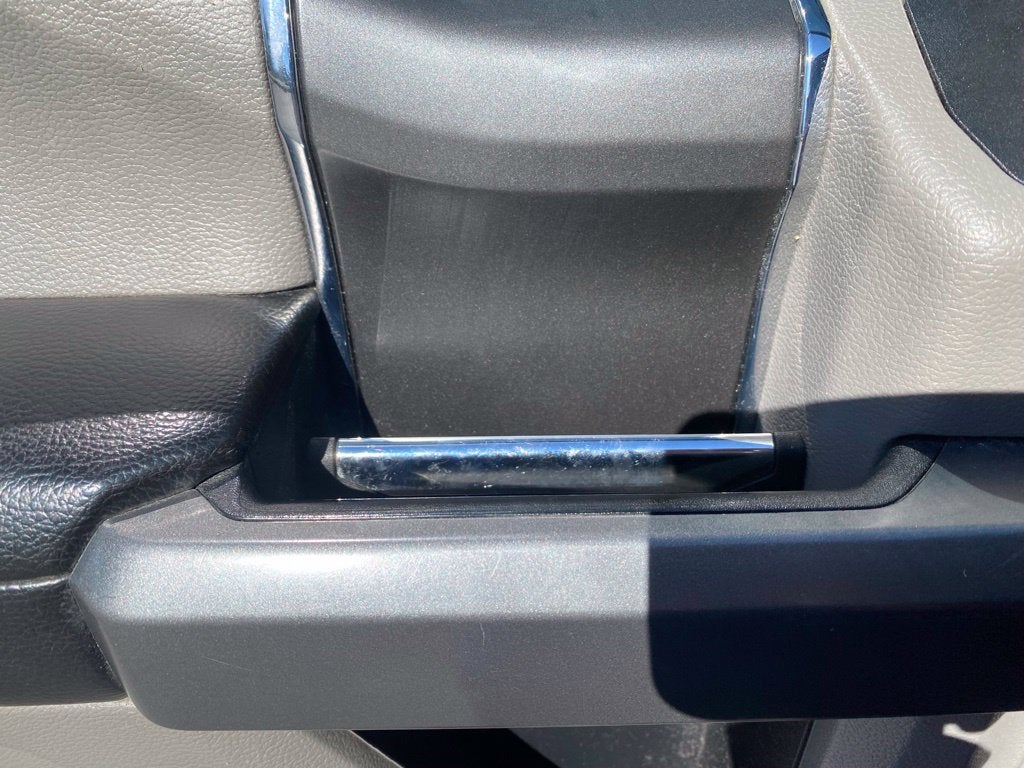 2018 Ford F-150 XLT - 4WD - 301A PKG - 5.0L V8