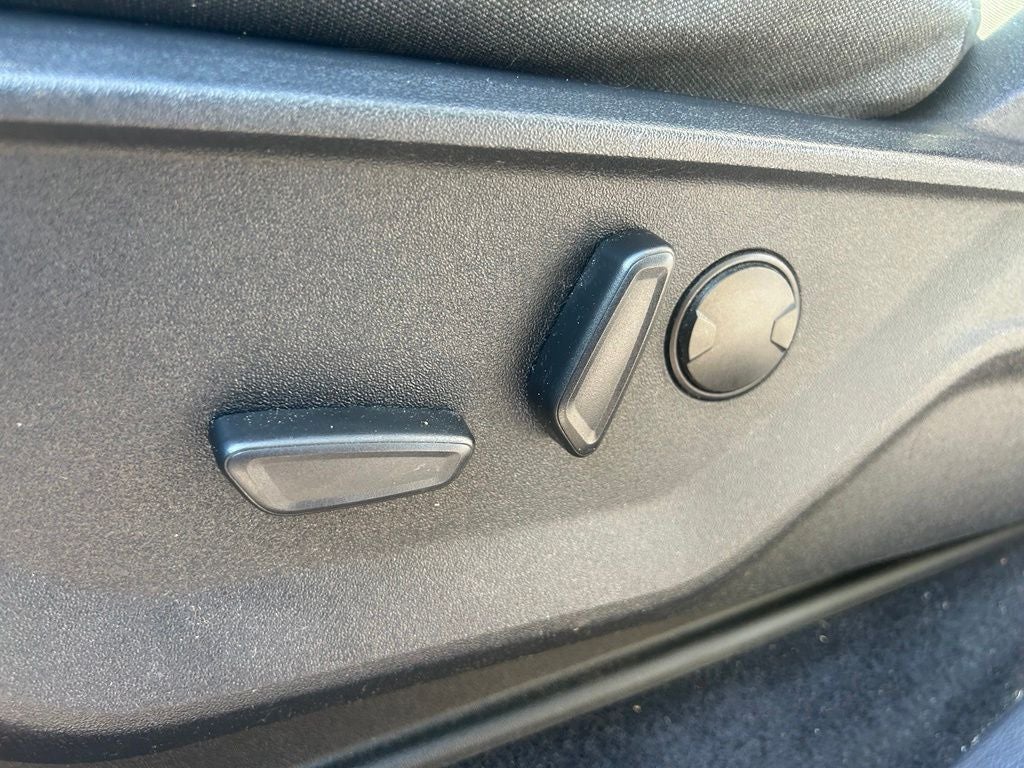 2024 Ford F-150 XLT ONE OWNER - FX4
