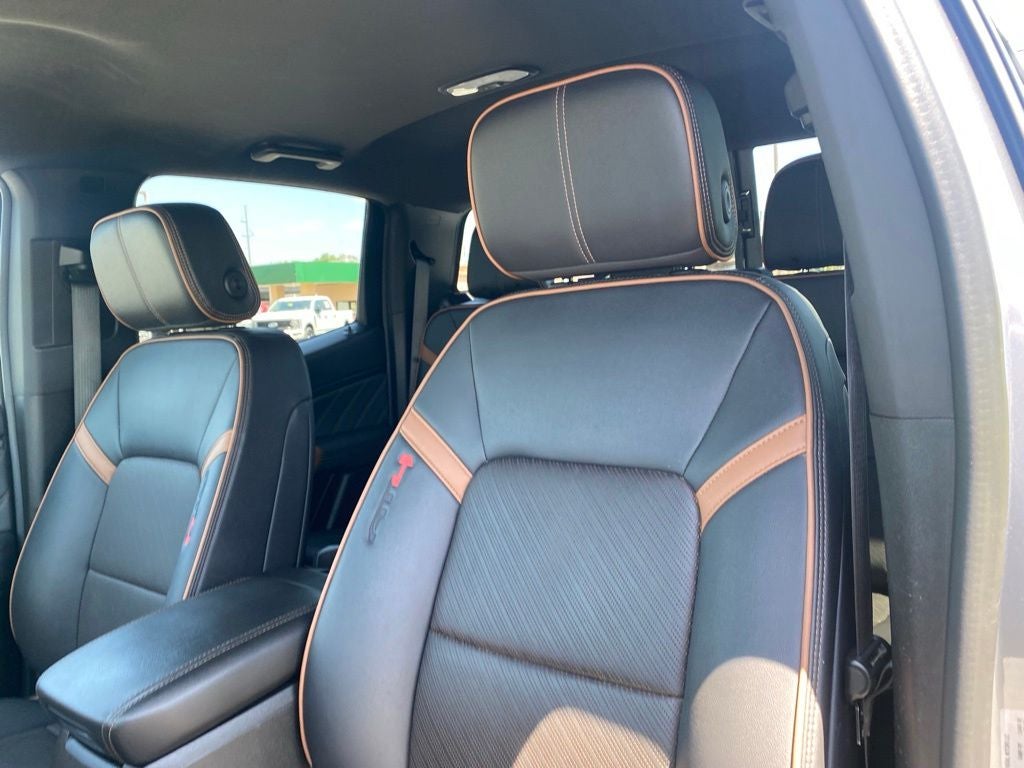 2024 GMC Canyon AT4