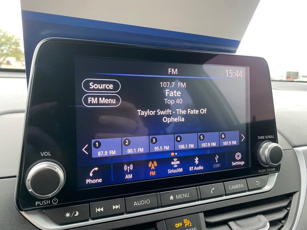 2023 Nissan Altima 2.5 SR