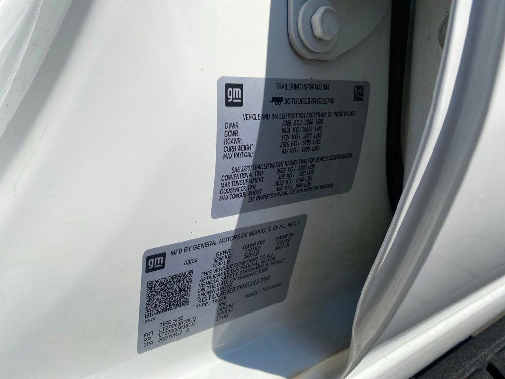 2024 GMC Sierra 1500 AT4 AT4 - POWER SUNROOF _ TECH PKG