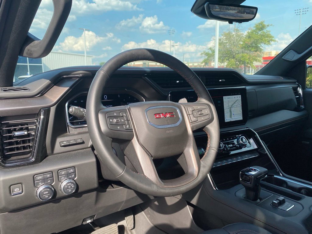 2025 GMC Sierra 1500 AT4 - 6.2L V-8 - TECHNOLOGY PACKAGE