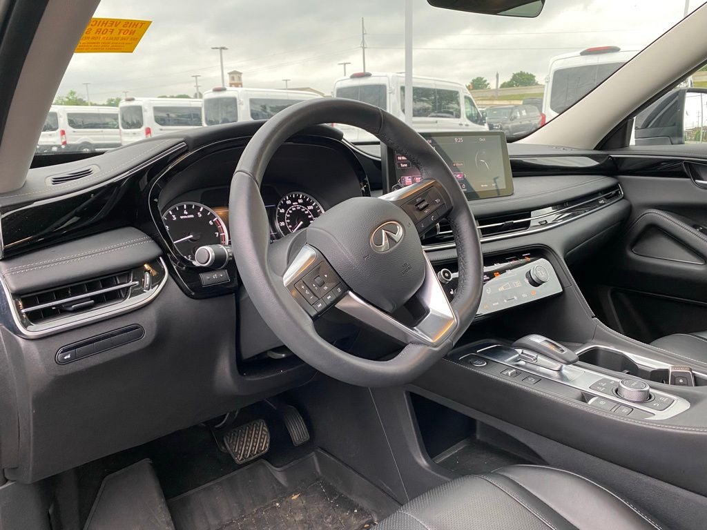 2025 INFINITI QX60 PURE