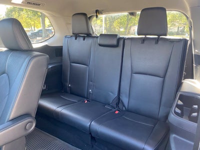 2024 Toyota Grand Highlander Platinum - AWD - CARFAX ONE OWNER - LOW MILES!
