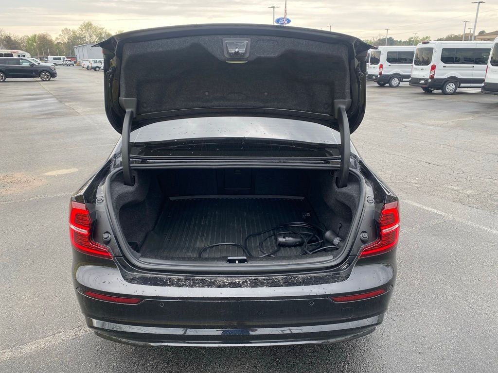 2023 Volvo S60 Recharge Plug-In Hybrid T8 Plus Black Edition